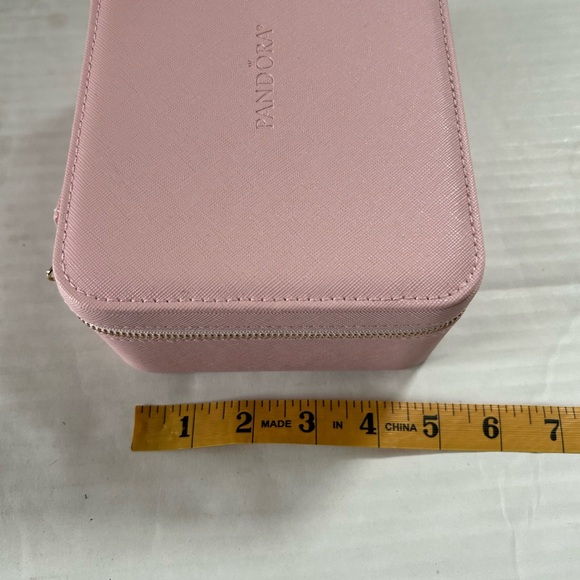 Pandora Pink and Gray Zipped Jewelry Box Organizer Travel Case - Picture 8 of 9